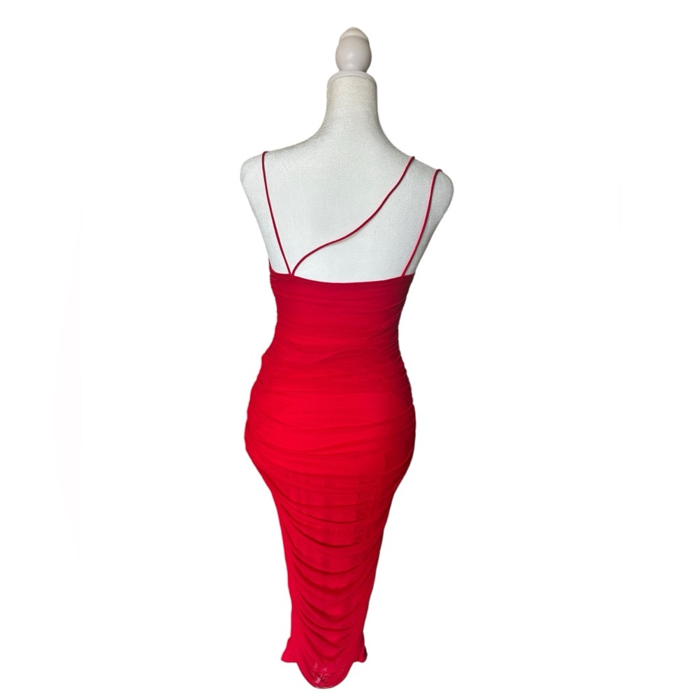 Red Ruched Bodycon Dress - Picture 5 of 8